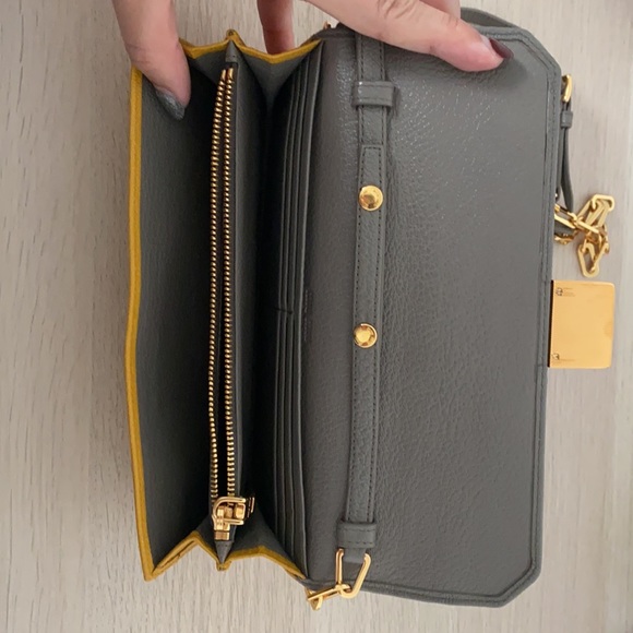 Miumiu Crossbody Bag - Picture 3 of 4